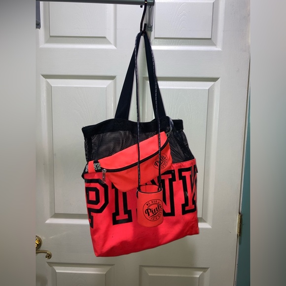 Victoria’s Secret 3 piece set dark salmon pink - Picture 3 of 3